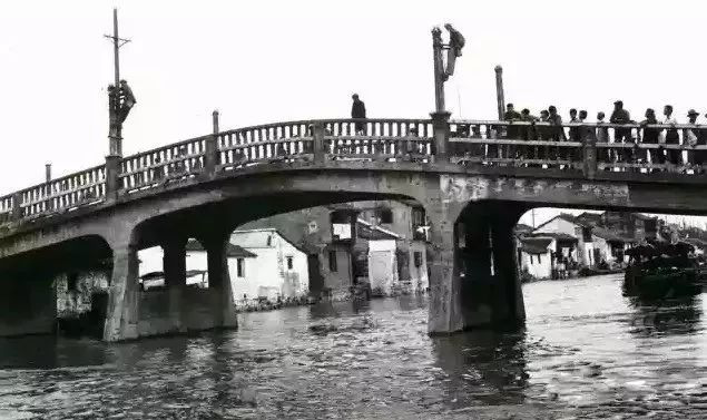 桥梁.png