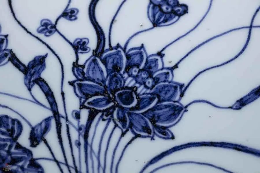 青花把莲盘.jpg