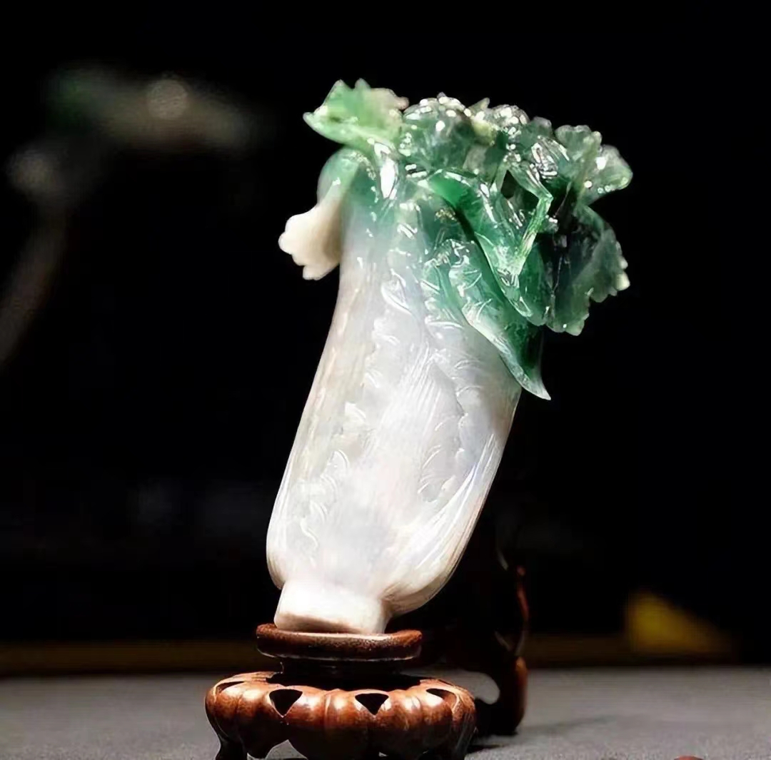 清 翠玉白菜 台北故宫博物院藏.jpg