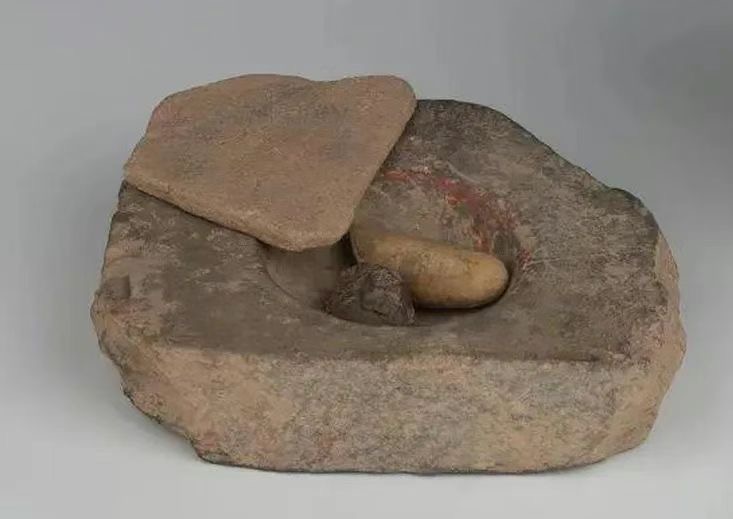 5新石器研磨器.JPG