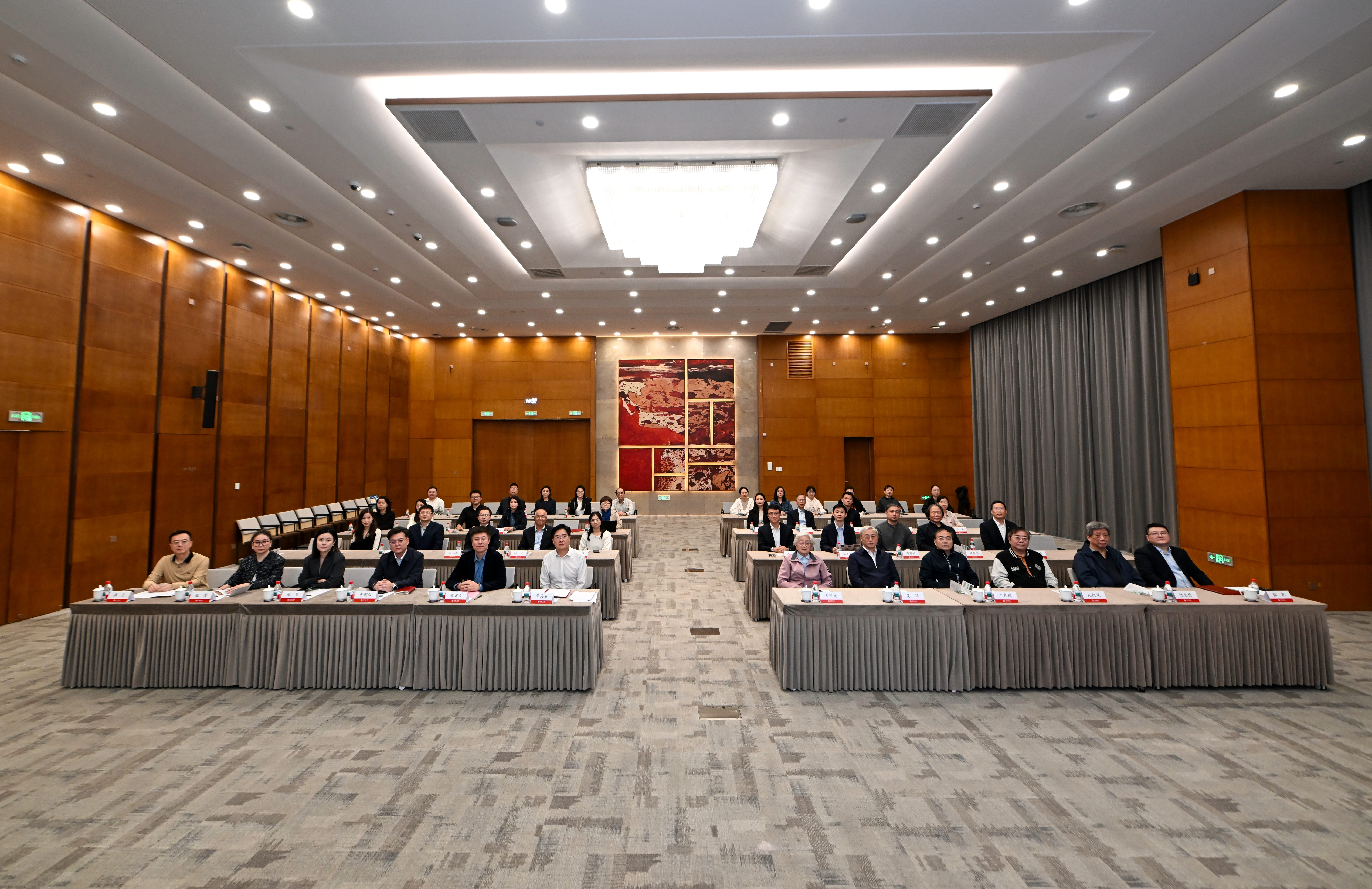 MTW_8125_1.jpg MTW_8125_1.jpg