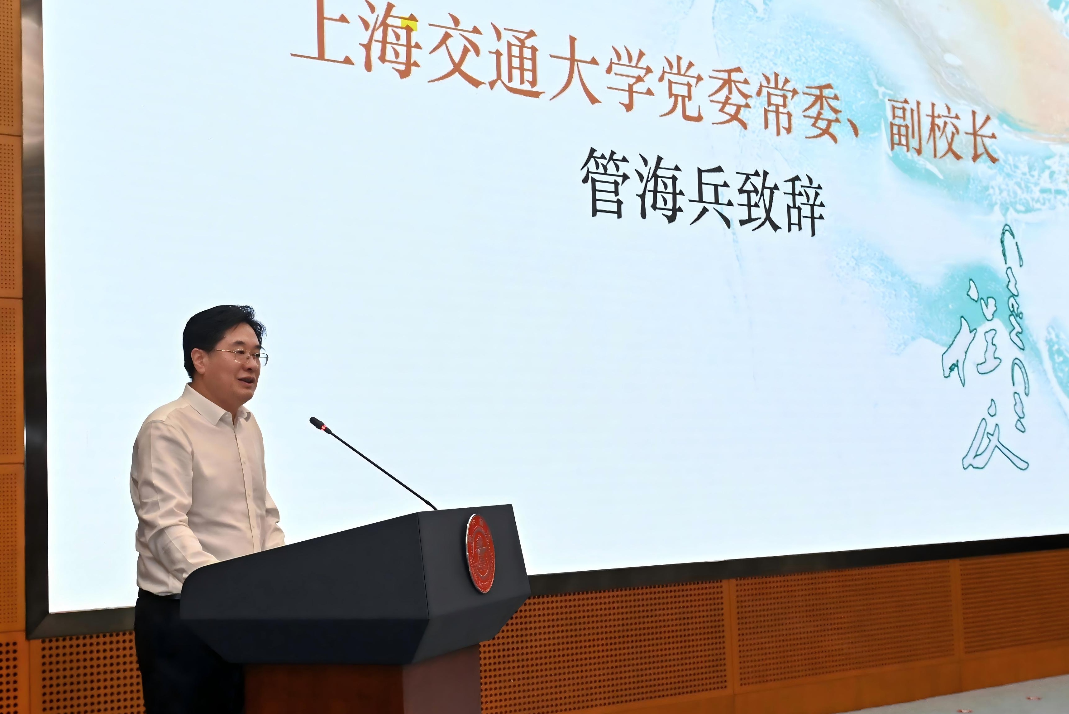 MTW_8135_1(1).jpg MTW_8135_1(1).jpg