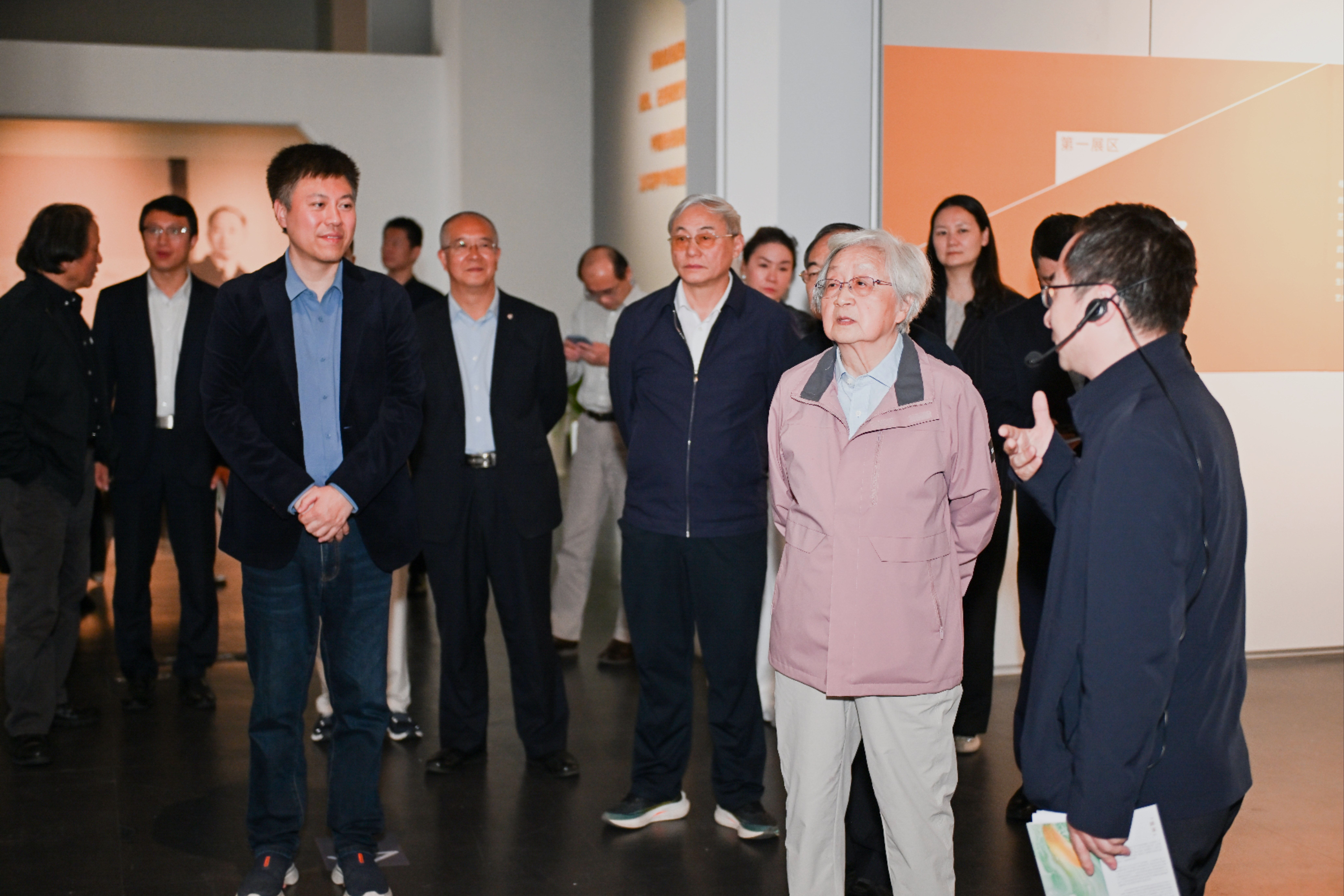 MTW_8319(1).jpg MTW_8319(1).jpg